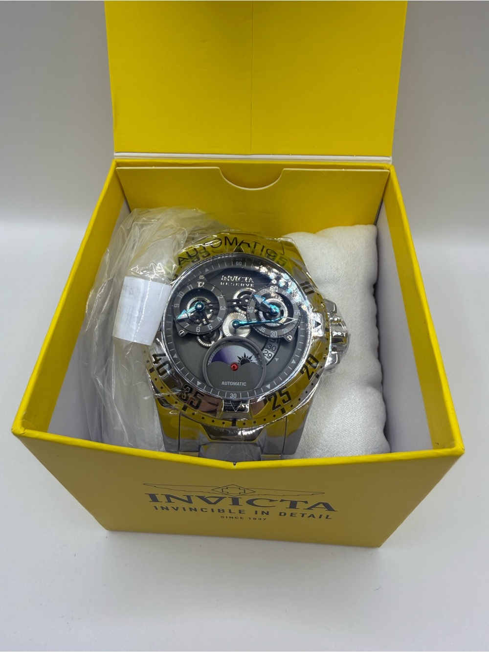 NWT Invicta Reserve Excursion Automatic Watch - Picture 3 of 4
